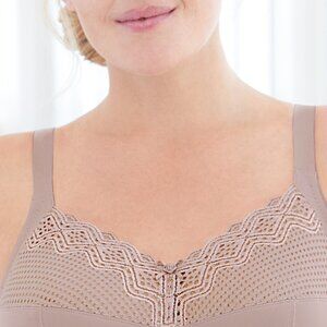 Glamorise 50i Plus-Size COMFORT LIFT Bra Wireless-Support SOFT-LACE Taupe NEW